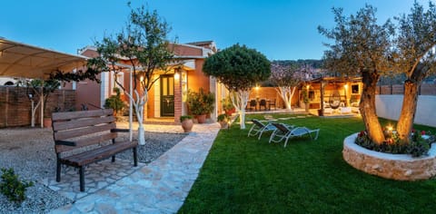 Property building, Garden