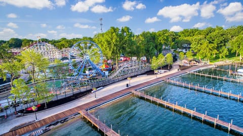 North Bay Retreat on West Lake Okoboji Villa in Spirit Lake