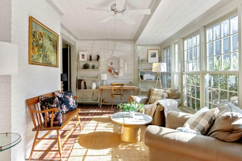 Chateau Marminty Apartment in Buckhead