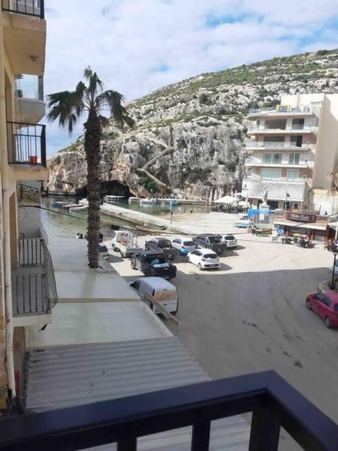 Seaside Xlendi apartment Apartment in Munxar
