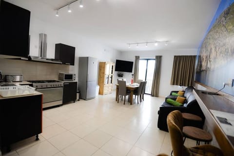 Seaside Xlendi apartment Apartment in Munxar