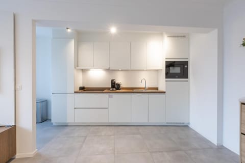 Ostend Center Luxury Top Floor Apartment with Free Parking Apartment in Ostend