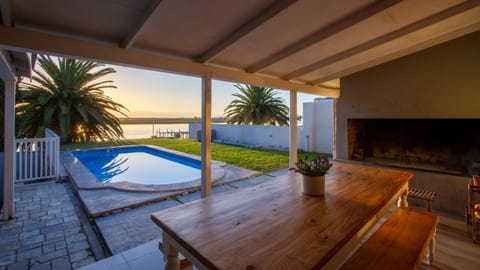 BBQ facilities, BBQ facilities, River view, Swimming pool