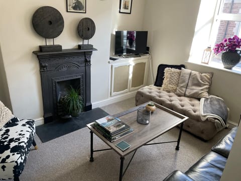 Beval Cottage House in Abergavenny