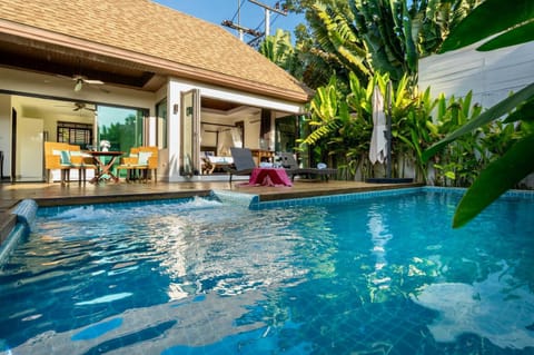 Patio, Pool view, Swimming pool