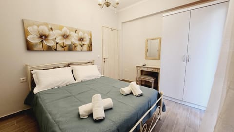 Bed, Bedroom, wardrobe