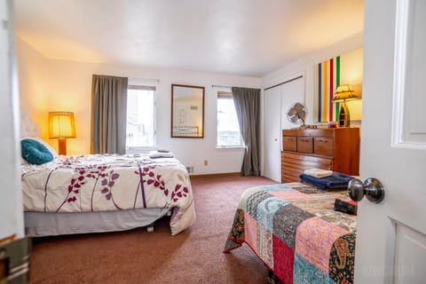 Southwest Charming Apartment - Amazing View Apartment in Pittsburgh