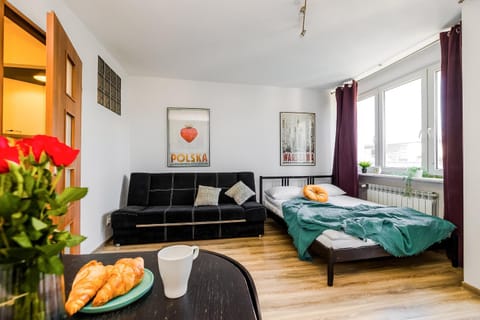 Bed, Living room, Photo of the whole room, Seating area, Bedroom