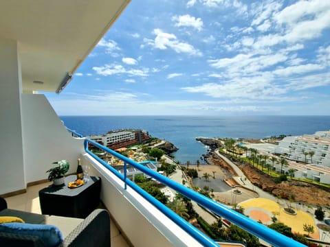 View (from property/room), Balcony/Terrace, Sea view