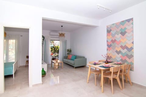 Living room, Seating area, Dining area, air conditioner