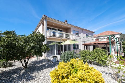 Property building, Spring, Garden view