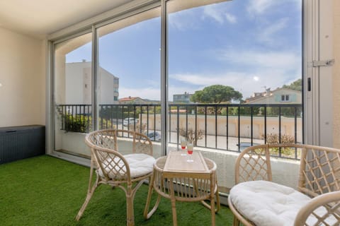 Patio, View (from property/room), Balcony/Terrace, Balcony/Terrace