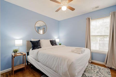 Close to USC & Midtown-Downtown - Newly Renovated House in Columbia