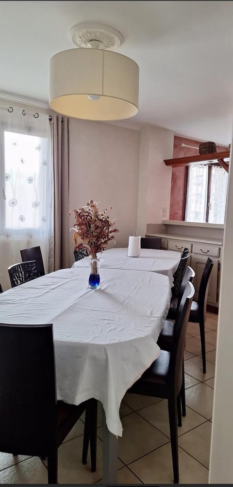 DYNAMIQUE ET SPLENDIDE Apartment in Bourgoin-Jallieu