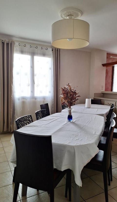 DYNAMIQUE ET SPLENDIDE Apartment in Bourgoin-Jallieu