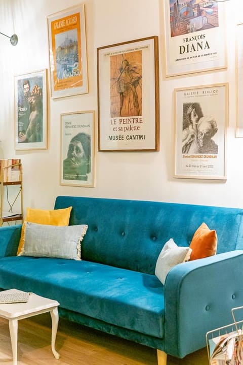 Le Graphique T1 climatisé au Panier Apartment in Marseille