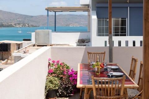 Patio, Natural landscape, Balcony/Terrace, Balcony/Terrace, Dining area, Sea view