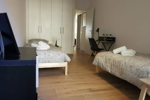 Santa Severina, Trilocale comodo e pratico centro città Apartment in Menton