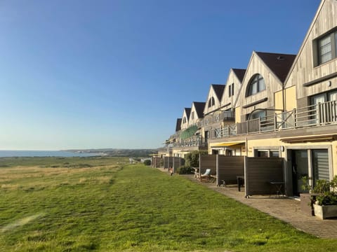 Property building, Sea view