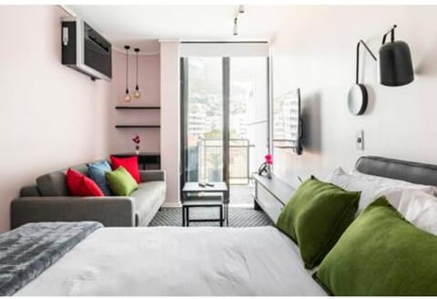 The little Flamingo Apartment in Sea Point