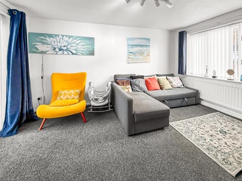 New Manchester Getaway Home - Free Gated Parking with Fob Apartment in Salford