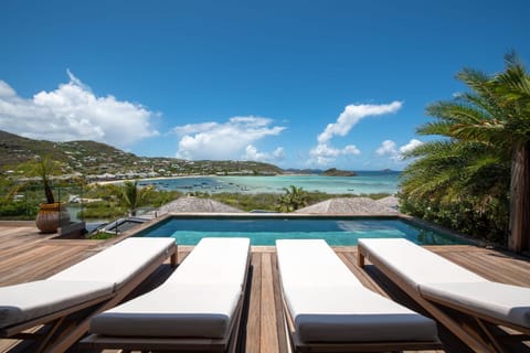 Patio, Balcony/Terrace, Lake view, Mountain view, River view