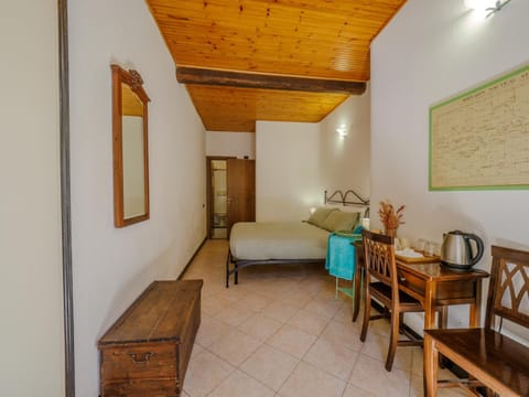 View (from property/room), Photo of the whole room, Bedroom