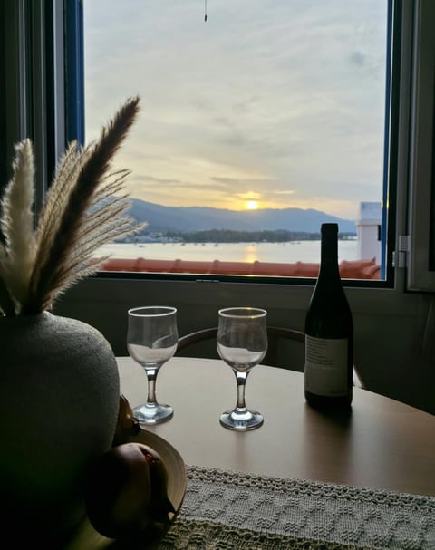 Dining area, Sea view, Drinks, Sunset