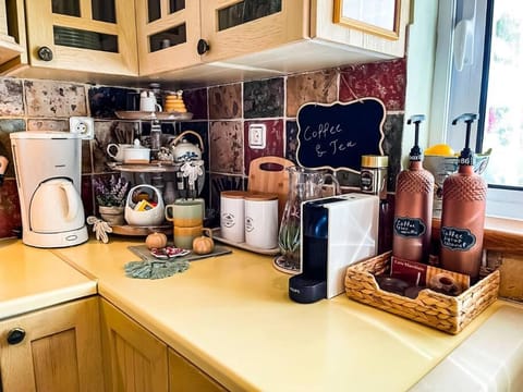 Maison De Poupee Villa in Islands