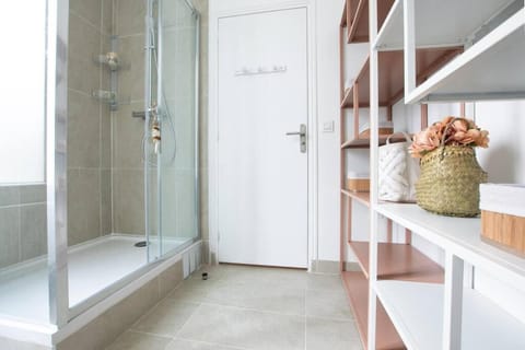 HSH Traversière-Boulogne-Billancourt I Appartement 4P Apartment in Issy-les-Moulineaux