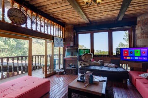 TV and multimedia, View (from property/room), Balcony/Terrace, Living room, Seating area, Dining area