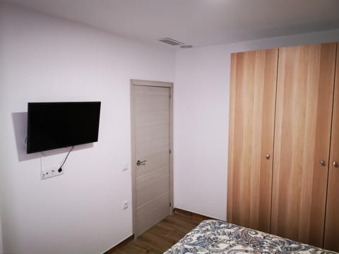 TV and multimedia, Bedroom