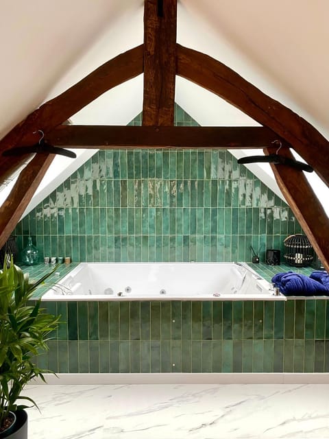 Hot Tub, Hot Tub, Spa and wellness centre/facilities, Spa and wellness centre/facilities