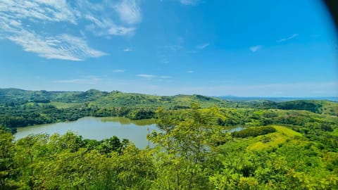 Balcony/Terrace, Lake view, Mountain view