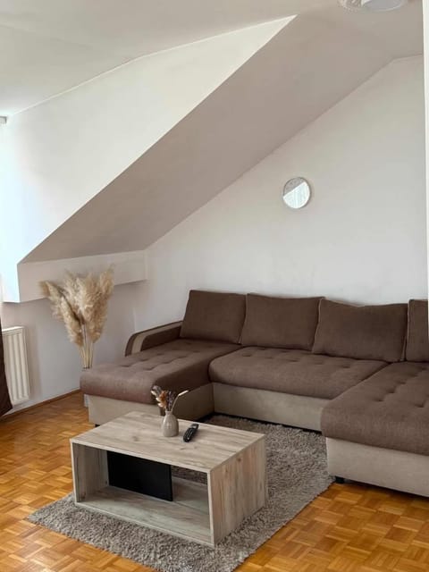 Apartman u centru Obrenovca Apartment in Vojvodina