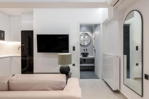 TV and multimedia, Seating area, Evening entertainment