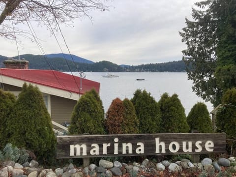Iconic 3-Story Waterfront 'Marina House' w/ View House in Armours Beach