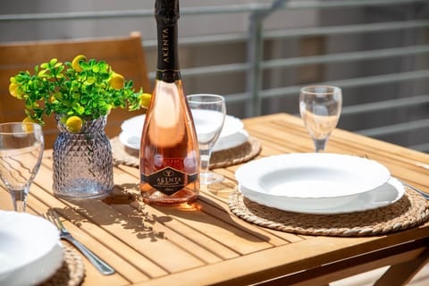 Balcony/Terrace, Dining area