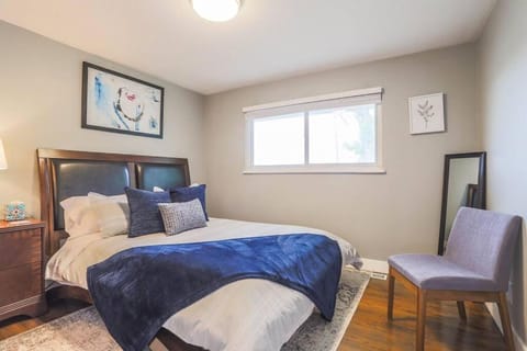 NEW Modern Home w/ Beautiful Finishes! Apartment in Thornton