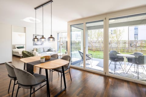 Living room, Dining area, Garden view
