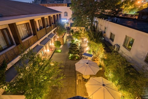Property building, Garden