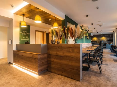 Lobby or reception, Breakfast