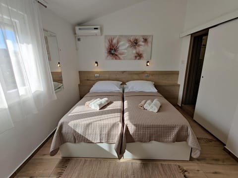 Rooms MARKO Drage Apartment in Šibenik-Knin County, Croatia