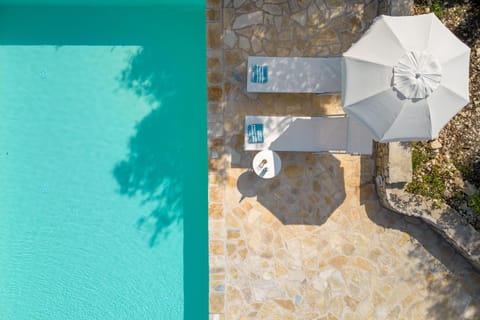 Patio, Day, Pool view, Swimming pool, sunbed