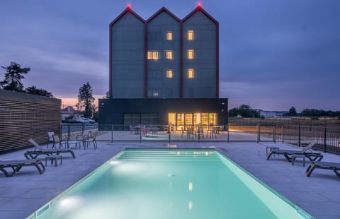 Pool view, Swimming pool