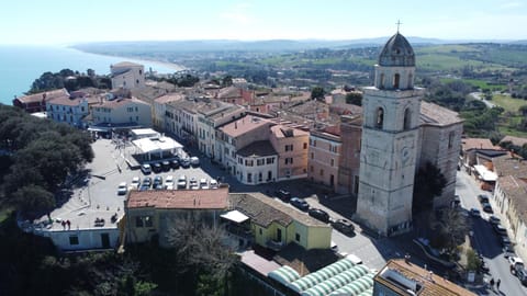Bird's eye view, City view, Landmark view
