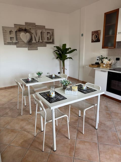 Communal lounge/ TV room, Kitchen or kitchenette