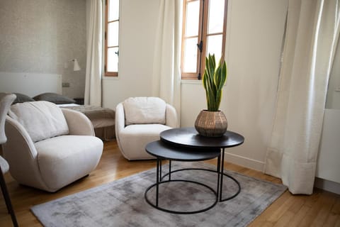 Parlement - Beau Studio lumineux - Bail Mobilité ou Etudiant Apartment in Rennes