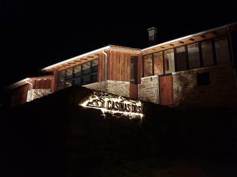 Property building, Facade/entrance, Off site, Logo/Certificate/Sign