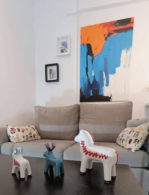 Living room, Decorative detail